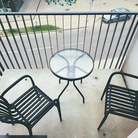 Cozy Ozo Apartments, Free Parking! Apartment
